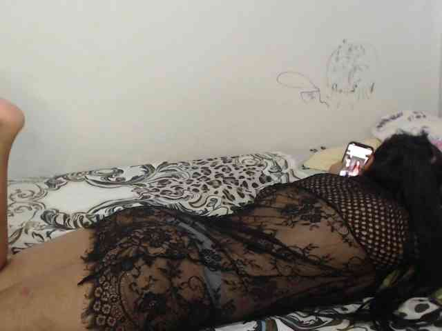 Riri-Mojo-92 webcam
