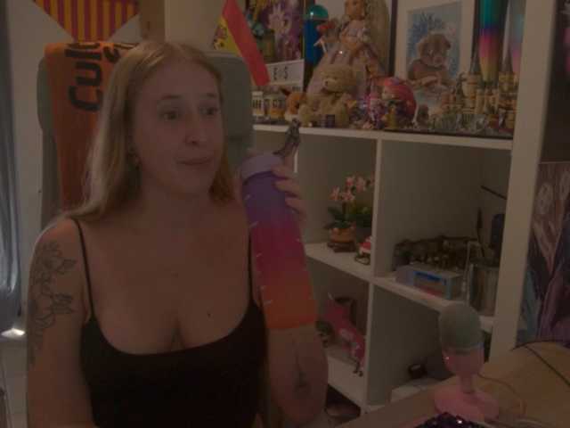 Pinkylady