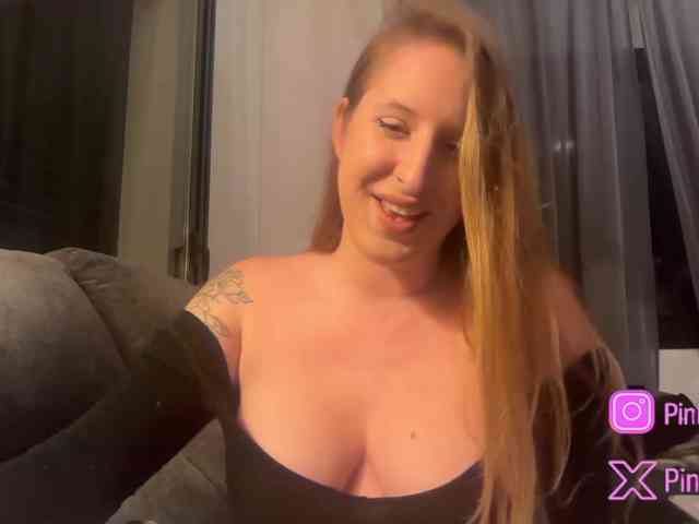 Modelo: Pinkylady