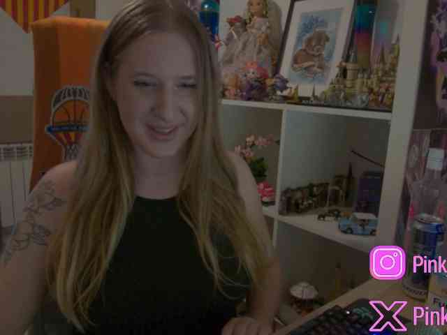 Pinkylady webcam