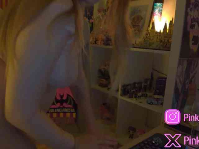 Pinkylady webcam