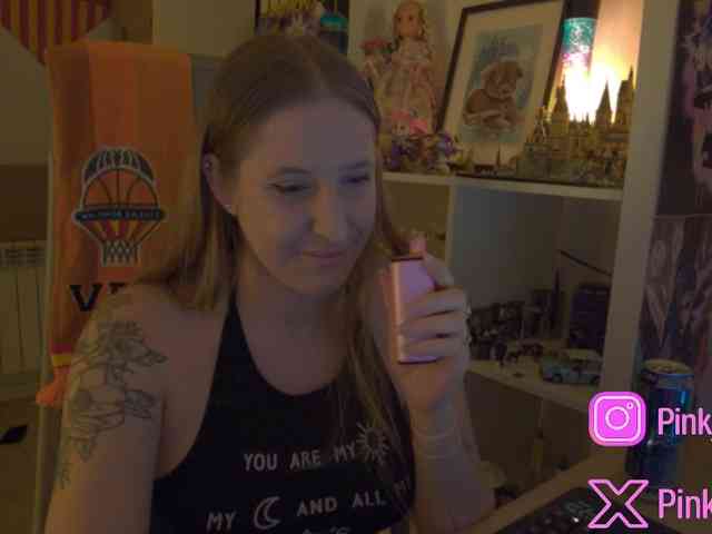 Pinkylady webcam