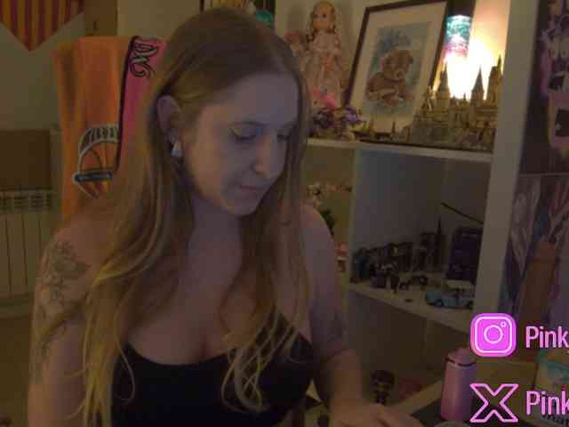 Pinkylady webcam