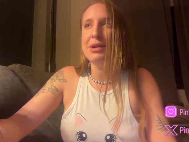 Modelo: Pinkylady