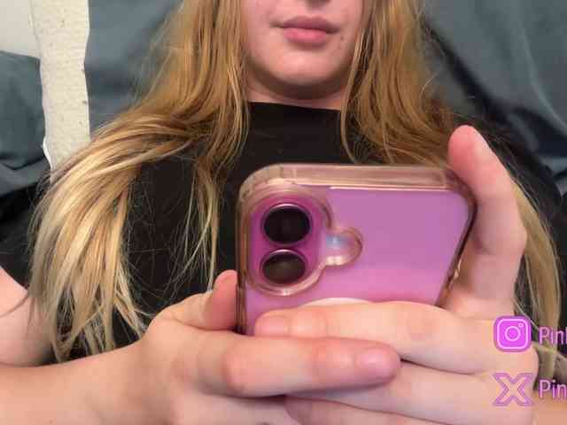 Pinkylady webcam