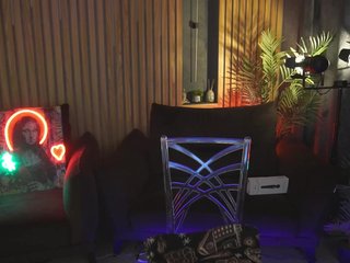 EmilyFontaine Porn Show