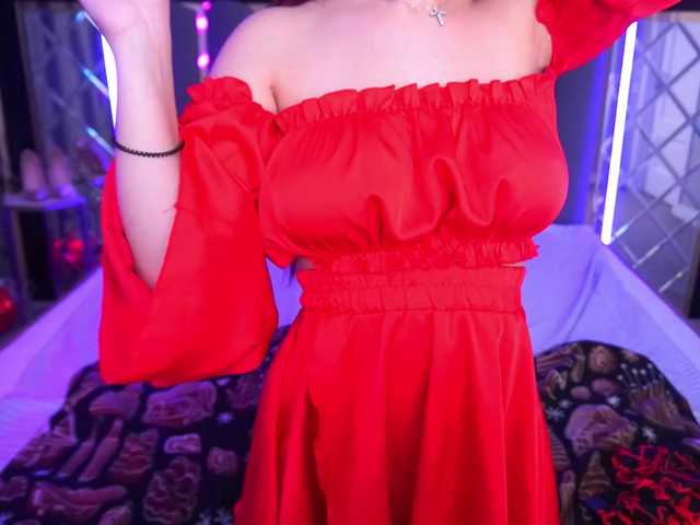 EmilyFontaine's BongaCams show and profile