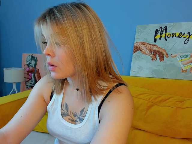 Jerry-Hall's BongaCams show and profile