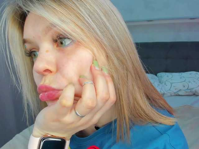 Jerry-Hall's BongaCams show and profile