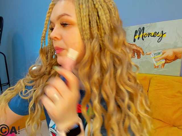 Jerry-Hall's BongaCams show and profile