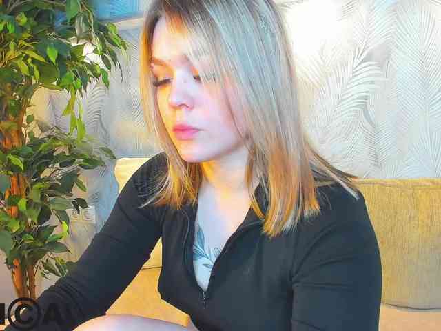 Jerry-Hall webcam