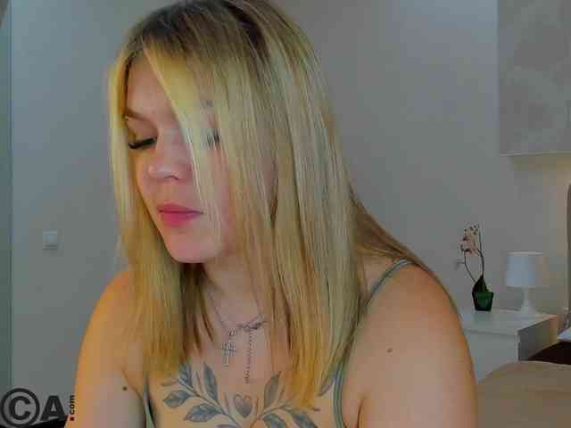 Jerry-Hall webcam