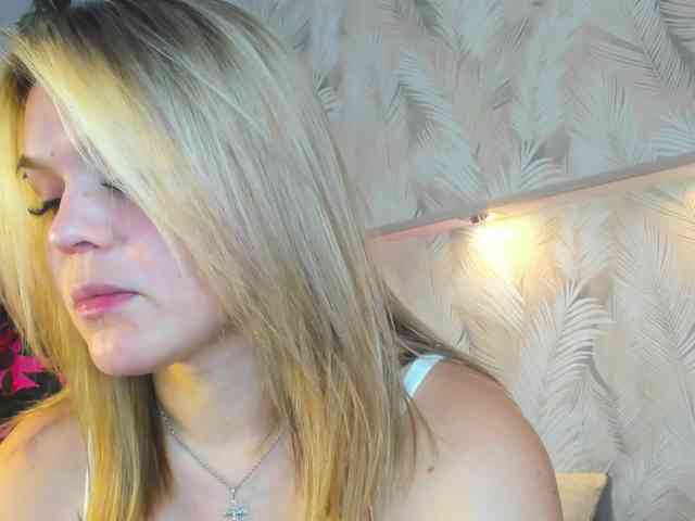 Jerry-Hall webcam