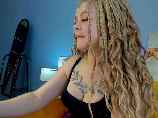 Jerry-Hall webcam