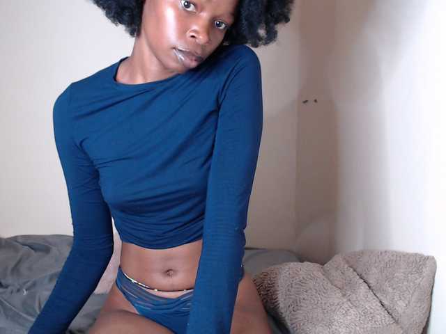 Kate122 live cam on BongaCams