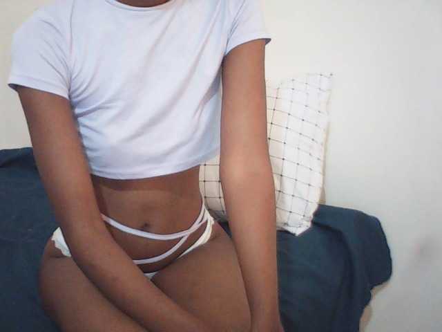 Kate122 webcam