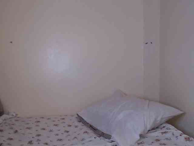 Kate122 webcam