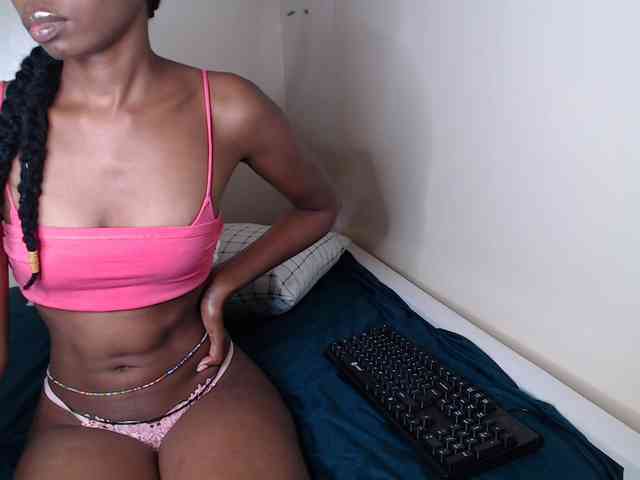 Kate122 webcam