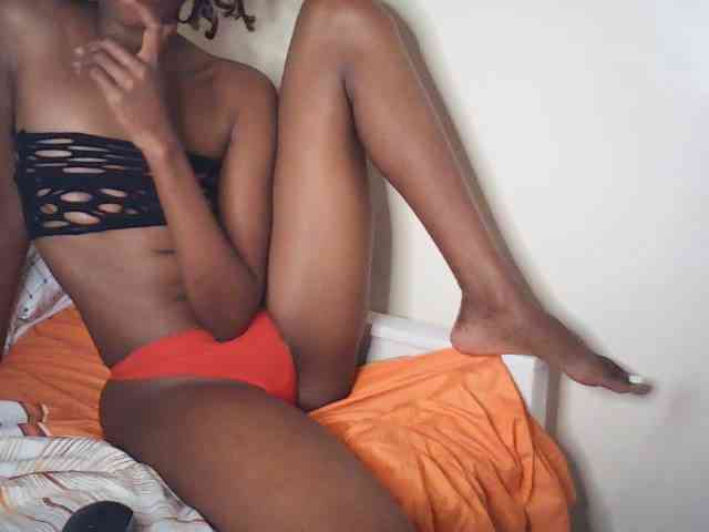 Kate122 webcam