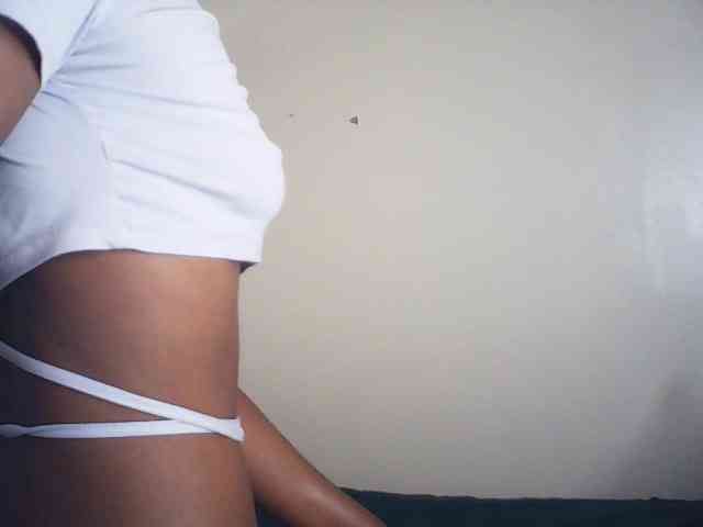 Kate122 webcam