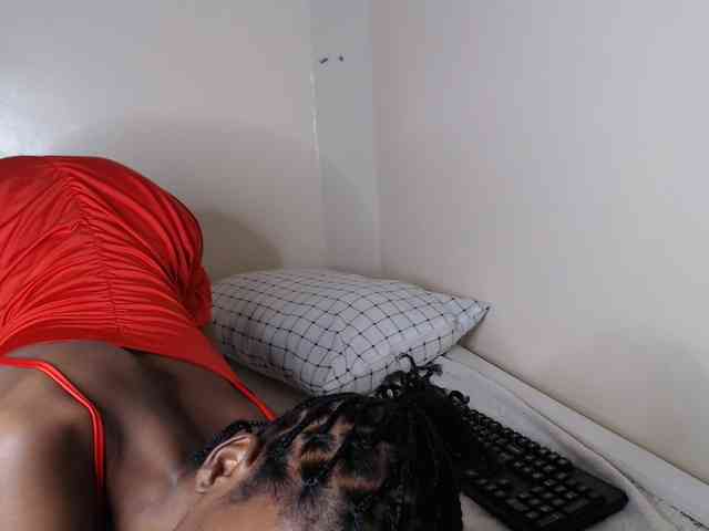 Kate122 webcam