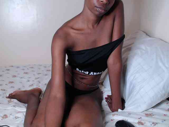 Kate122 webcam