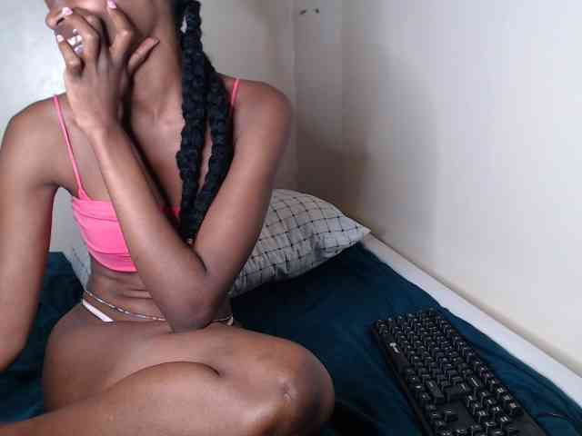 Kate122 webcam