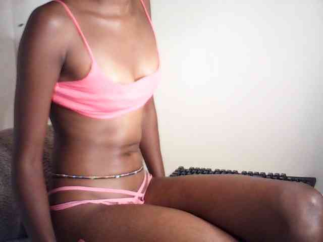 Kate122 webcam