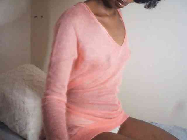 Kate122 webcam