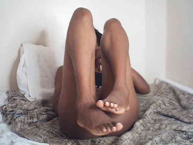 Kate122 webcam