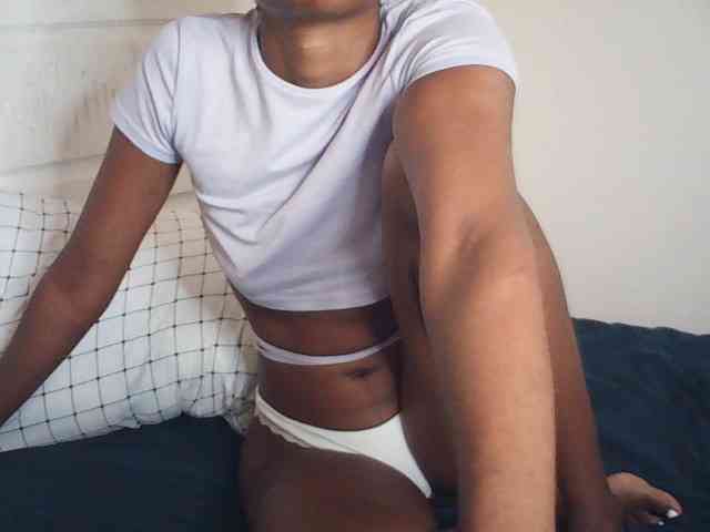 Kate122 webcam