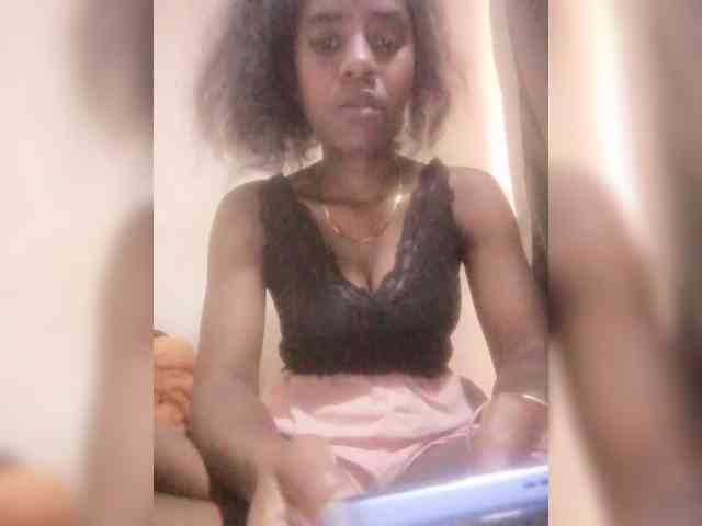 Candis01