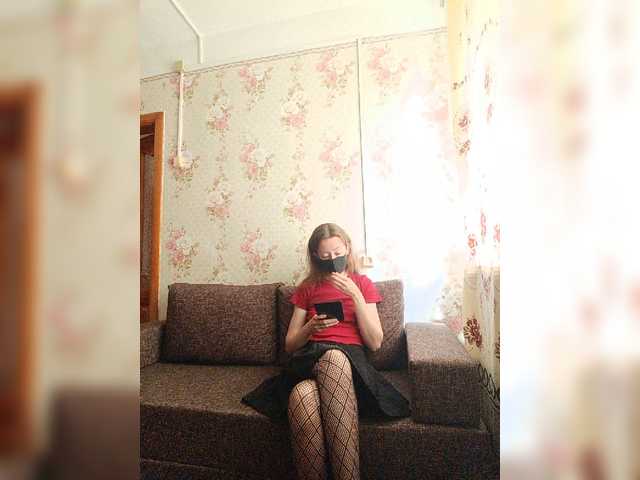 BelayaVorona live webcam show
