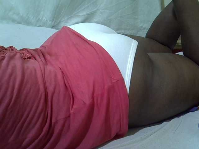 Ebonypussyy1