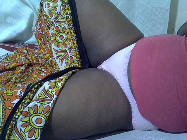 Ebonypussyy1