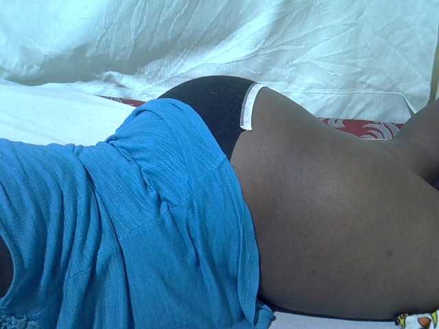 Ebonypussyy1