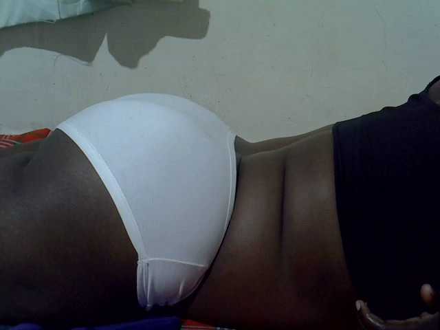 Ebonypussyy1