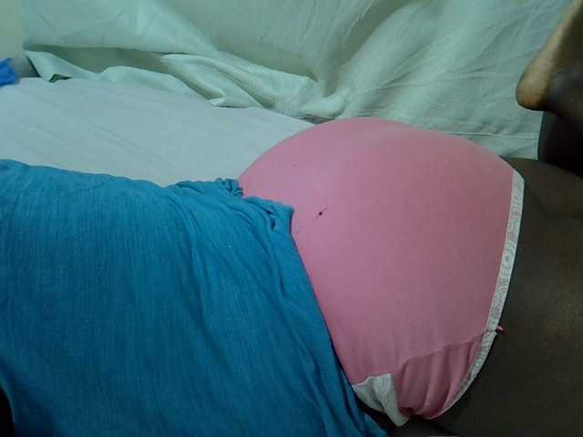 Ebonypussyy1