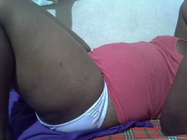 Ebonypussyy1