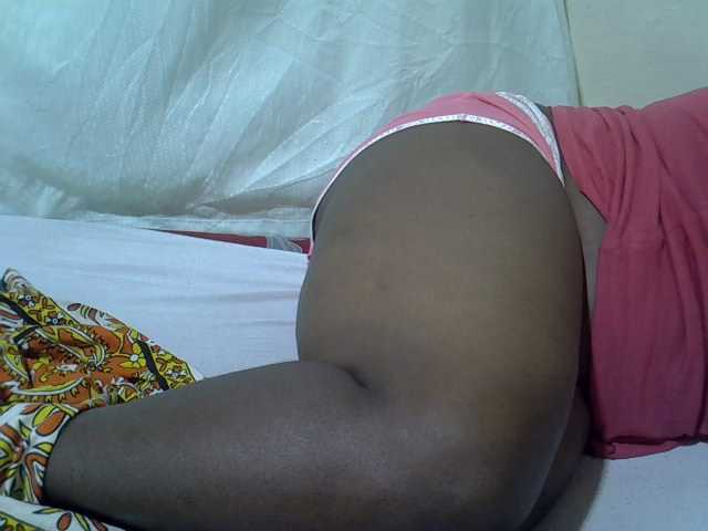 Ebonypussyy1