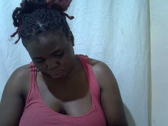 Ebonypussyy1