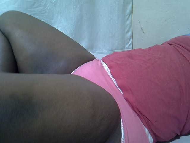 Ebonypussyy1