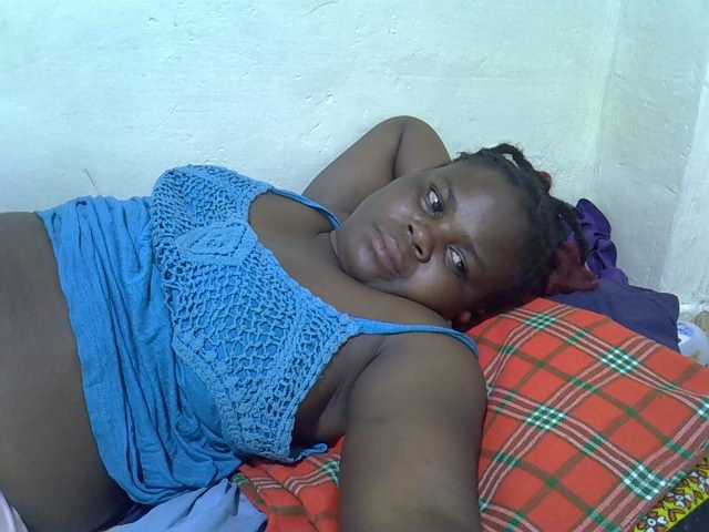 Ebonypussyy1