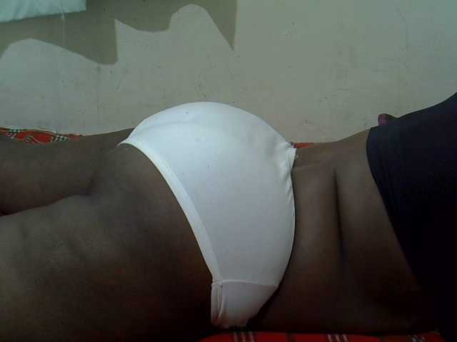Ebonypussyy1