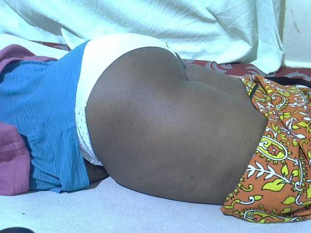 Ebonypussyy1