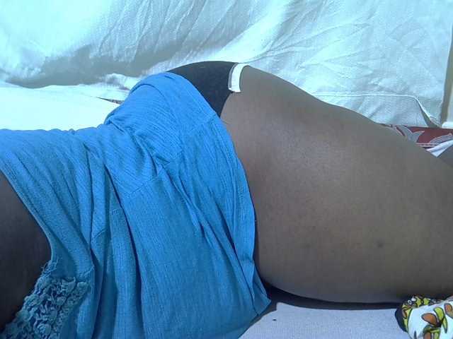 Ebonypussyy1