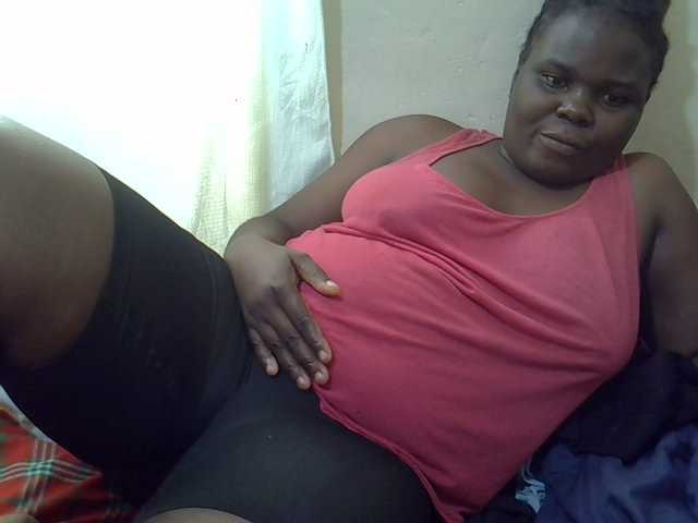 Ebonypussyy1