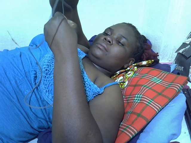 Ebonypussyy1