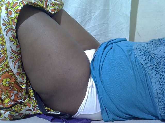 Ebonypussyy1