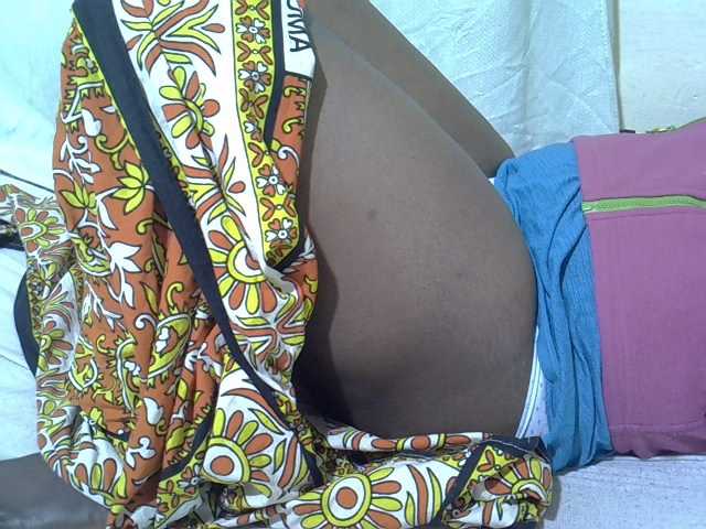 Ebonypussyy1